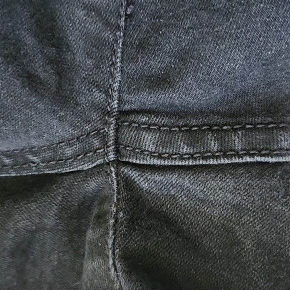 SHEIN Black High Rise Factory Distressed Jean Shorts - Picture 5 of 9